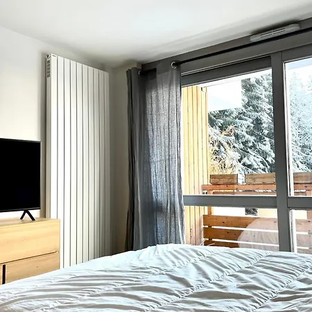 Apartament Modern At The Foot Of The Slopes In *