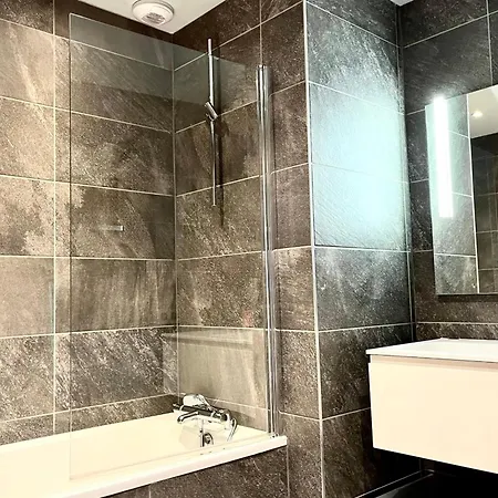 Modern At The Foot Of The Slopes In Apartament *