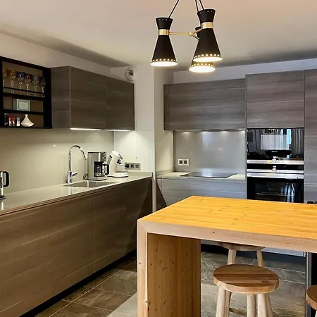 Modern At The Foot Of The Slopes In Megève